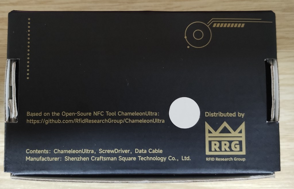 imagen de caja del chameleon ultra, direccion del repositorio git